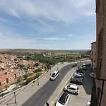 Nuñez De Arce Apartamento Toledo