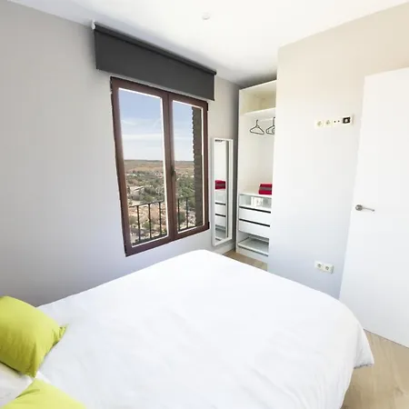 Nunez De Arce Апартаменты Толедо