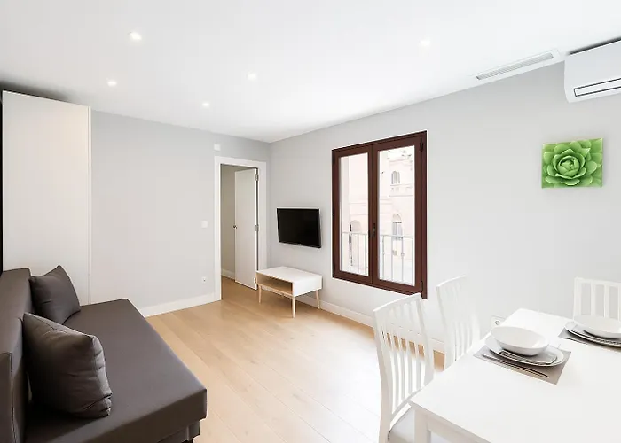 Nunez De Arce Apartment