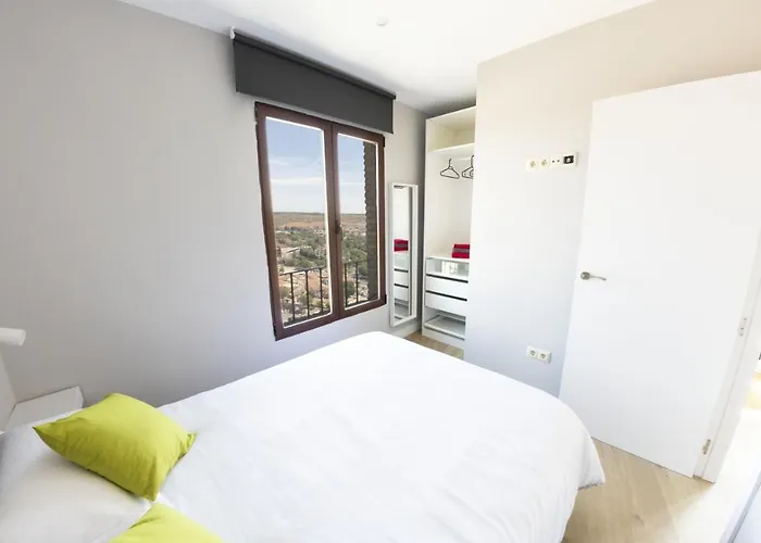 Nunez De Arce Apartment Toledo